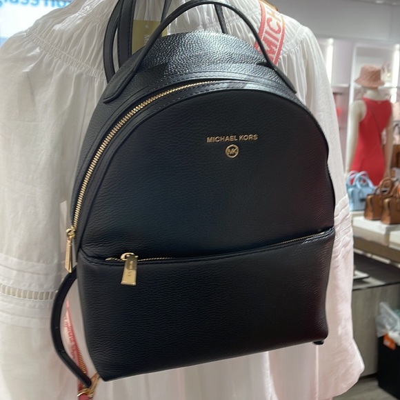 Michael Kors Womens Valerie Medium Logo Backpack 30F2G9VB2B
Black
NWT - Picture 2 of 16